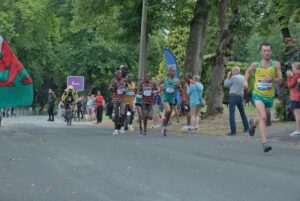 DSC07195 Mens marathon leading pack