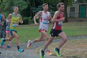 DSC07222 Mens marathon England chasing Wales